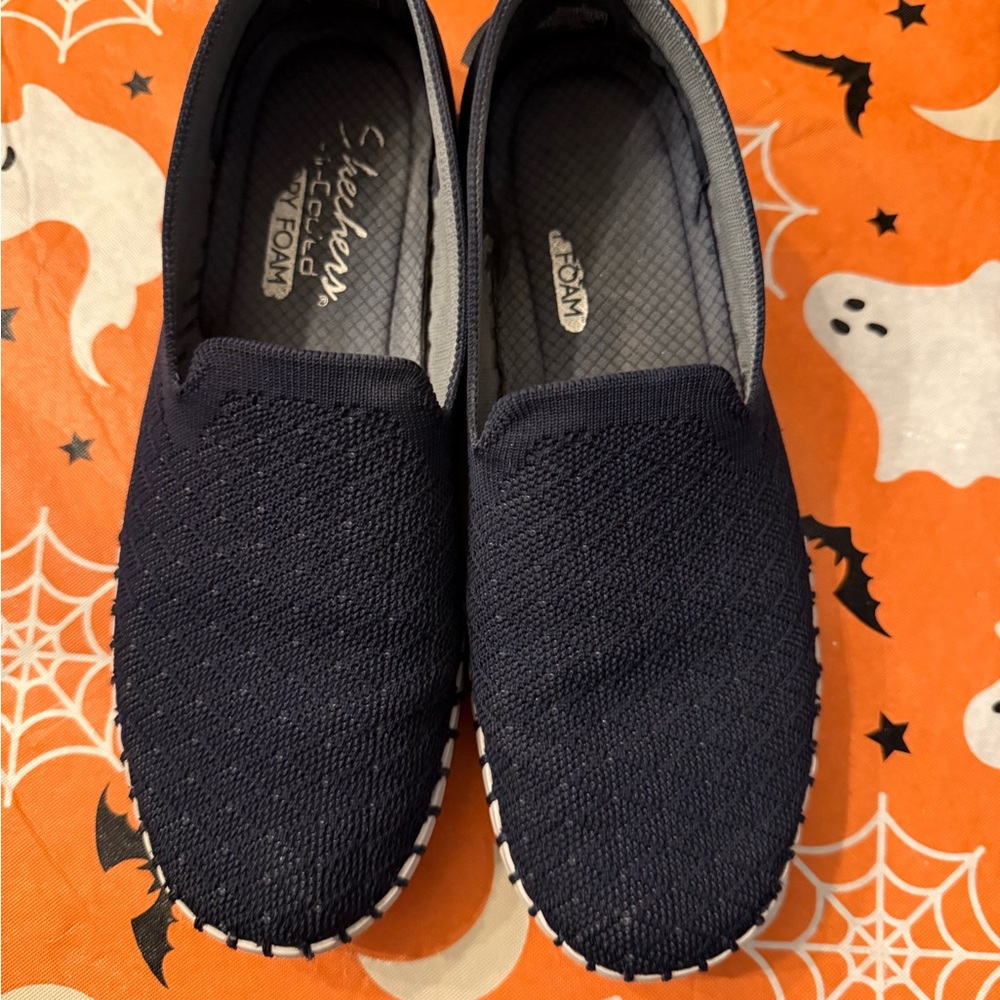 Used Skechers Blue Memory Foam Slip On Comfort Shoes Womens size 7.5